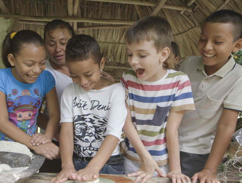 Liam fait des tortillas